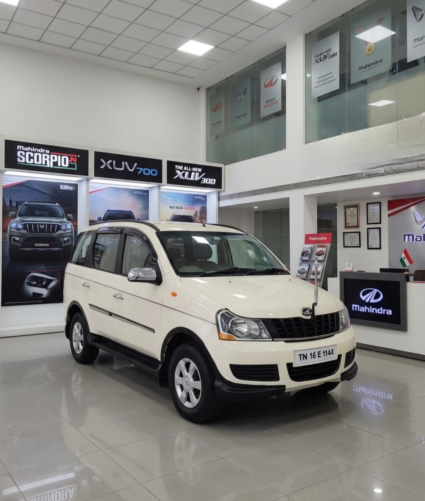 Mahindra Xylo - Image 5